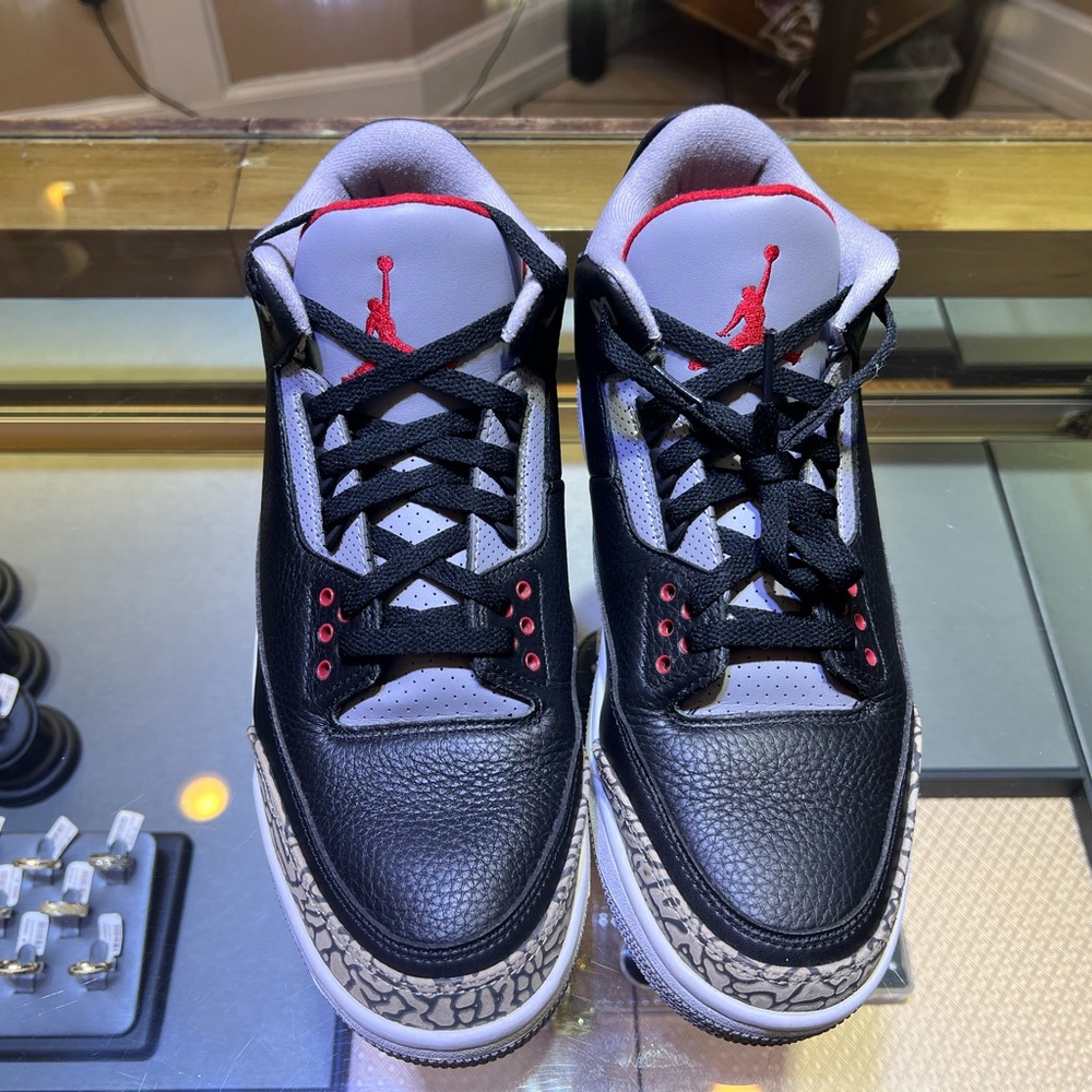 AIR JORDAN 3 BLACK CEMENT SIZE 12 USED